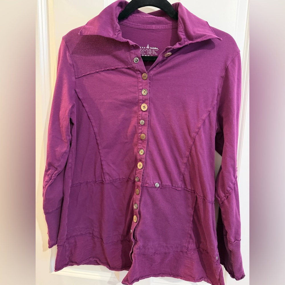 Neon Buddha long line, long sleeve mixed button top. Size large